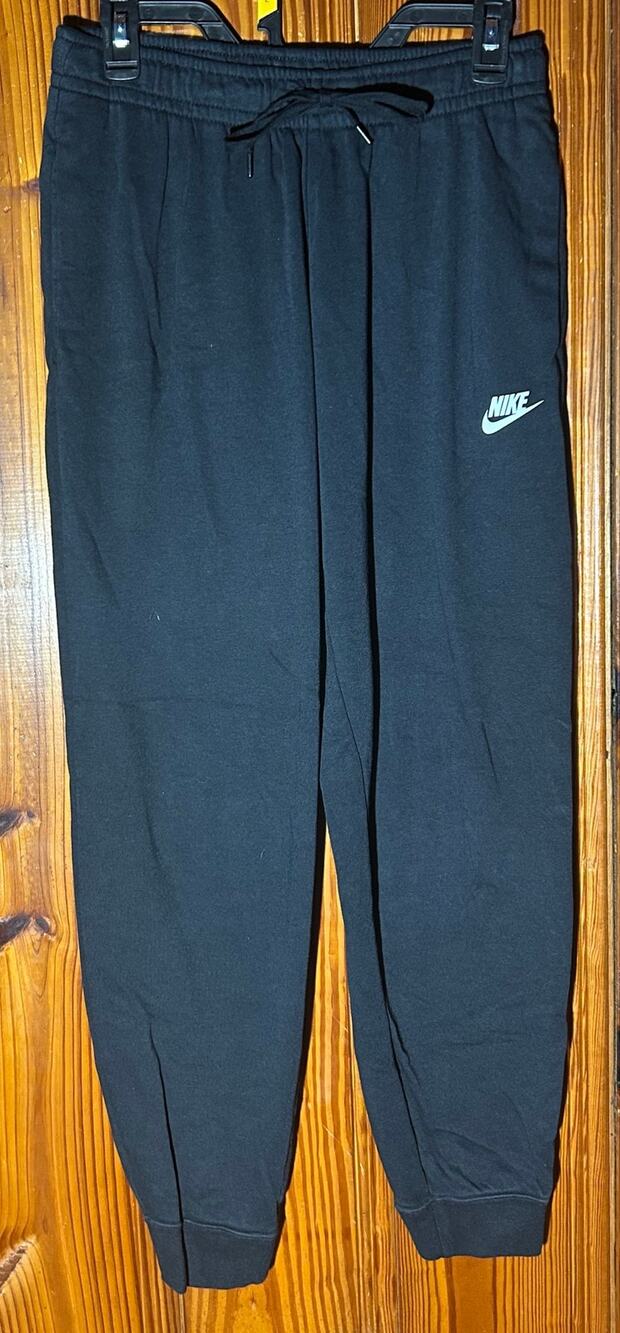 Nike Women’s black joggers performance fleece swoosh athletic Athleisure medium